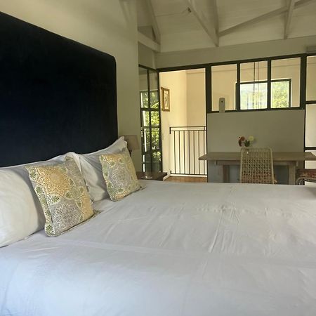 Comfortable Room With Large En Suite Bathroom Franschhoek Buitenkant foto